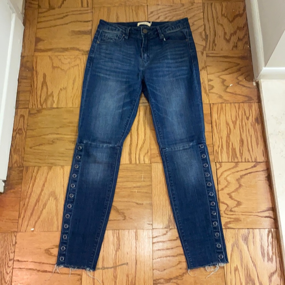 Jeans with Button detail